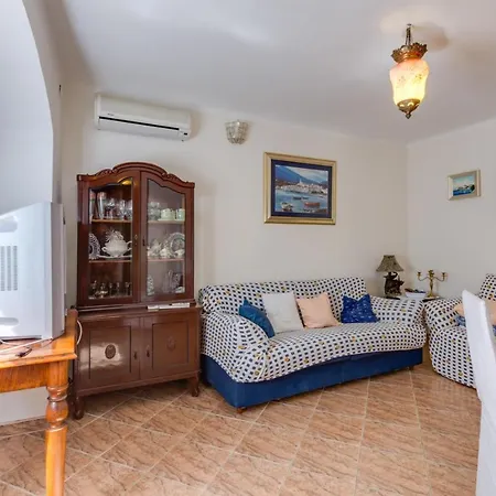 House Juliette 100m From The In On Losinj Island Semesterbostad