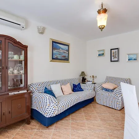 Holiday home House Juliette 100m From The In On Losinj Island Nerezine