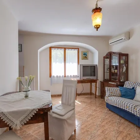 Holiday home House Juliette 100m From The In On Losinj Island *