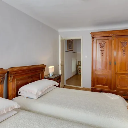 Сasa de vacaciones House Juliette 100m From The In On Losinj Island