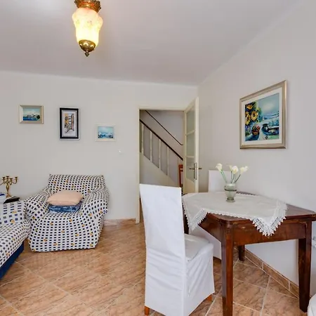 House Juliette 100m From The In On Losinj Island Сasa de vacaciones Nerezine