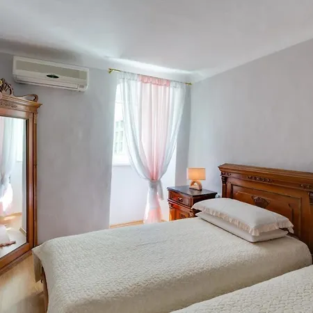 House Juliette 100m From The In On Losinj Island * Nerezine